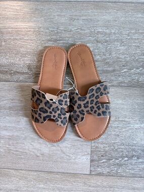 NWT Universal Thread Leopard-Print Slide Sandals in Tan and Black 7 Wide